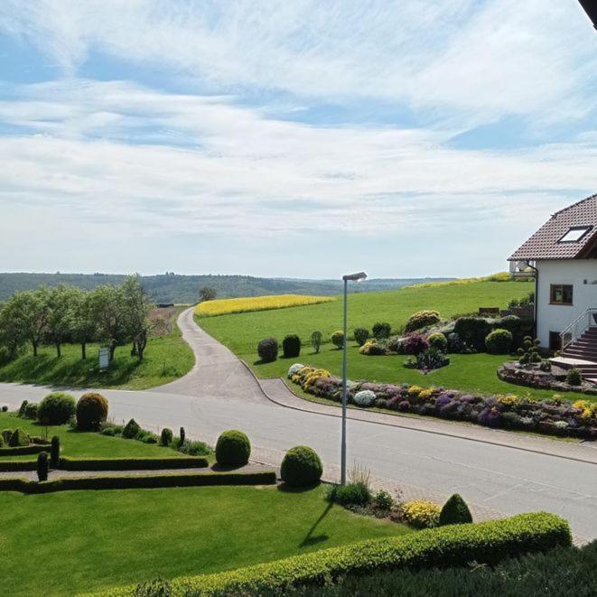 Ferienwohnung Zur Schoenen Aussicht Buchen  Exterior foto